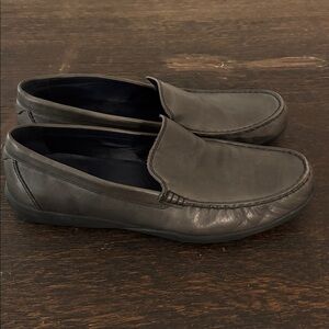 Cole Haan gray driving loafers. Sz 10